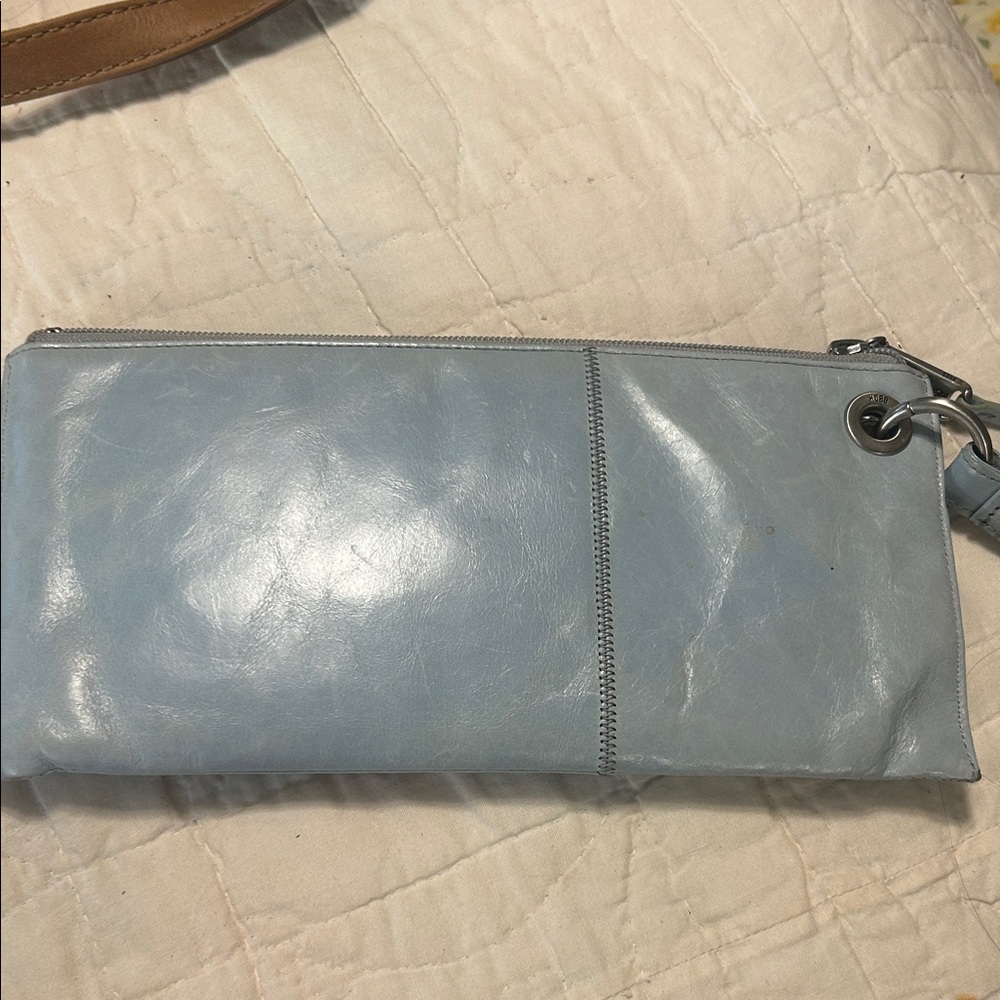 HOBO Vintage Hide Collection Vida Leather Wristlet